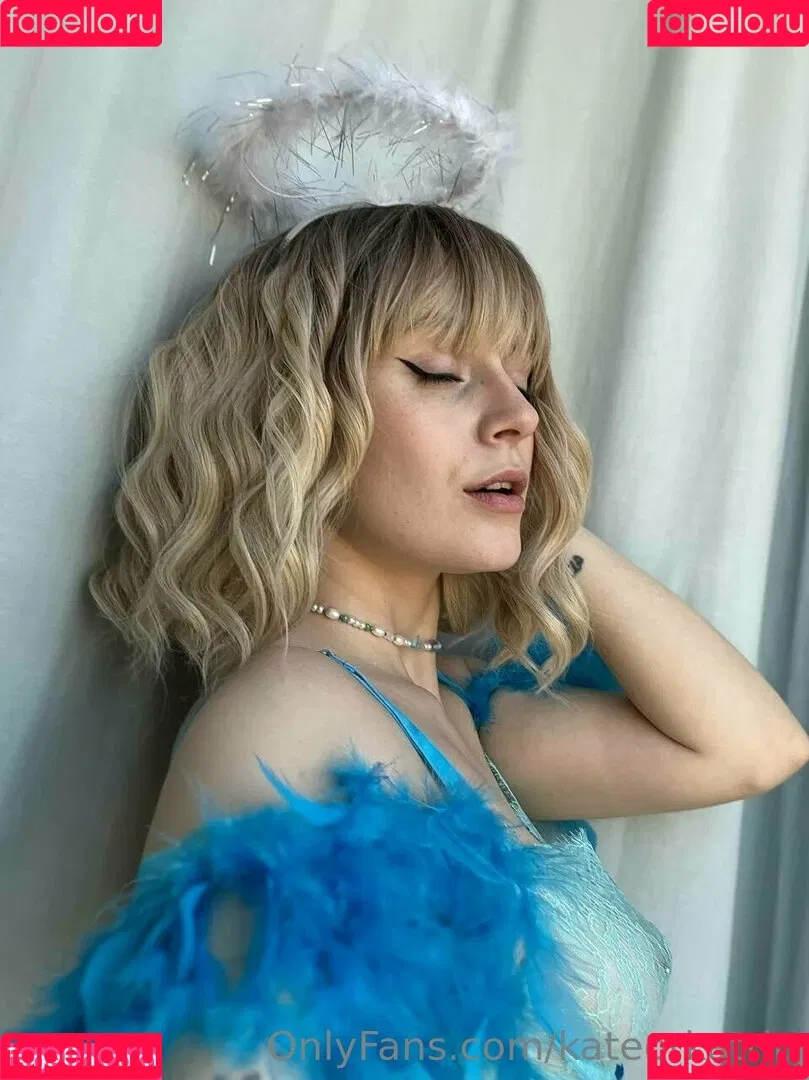 Kitsune / Kitsunekk / Lustful_modest / kateorkatrin / kkkkkkatrin Onlyfans Photo Gallery 