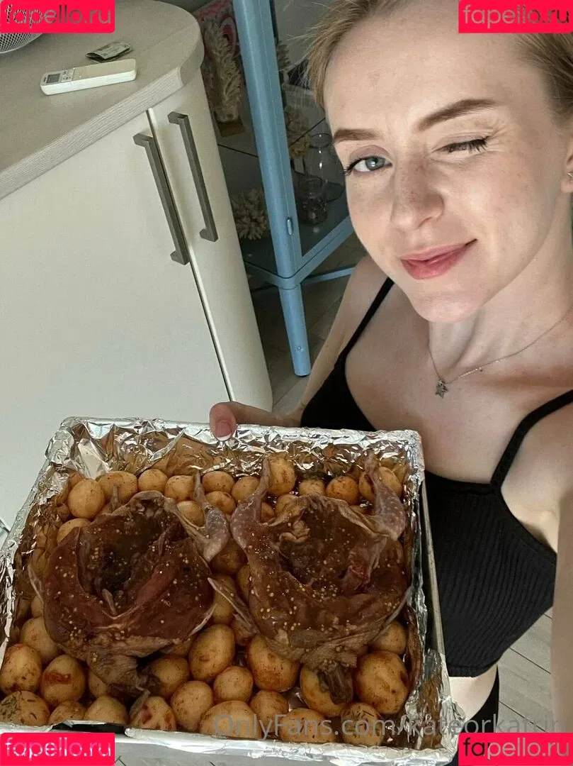 Kitsune / Kitsunekk / Lustful_modest / kateorkatrin / kkkkkkatrin Onlyfans Photo Gallery 