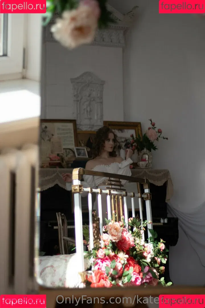 Kitsune / Kitsunekk / Lustful_modest / kateorkatrin / kkkkkkatrin Onlyfans Photo Gallery 