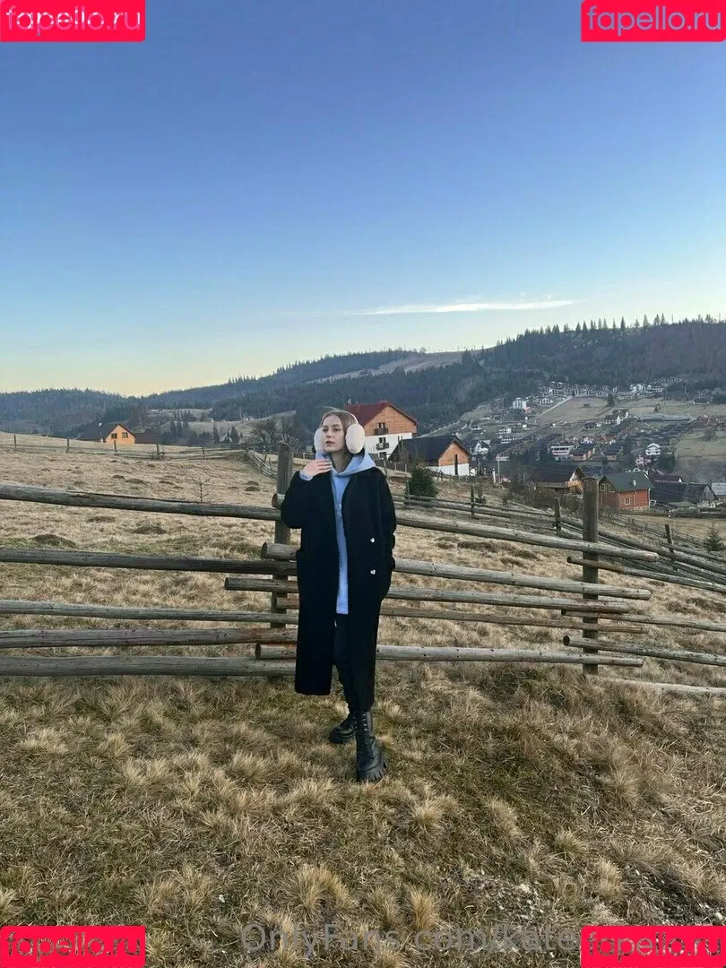 Kitsune / Kitsunekk / Lustful_modest / kateorkatrin / kkkkkkatrin Onlyfans Photo Gallery 