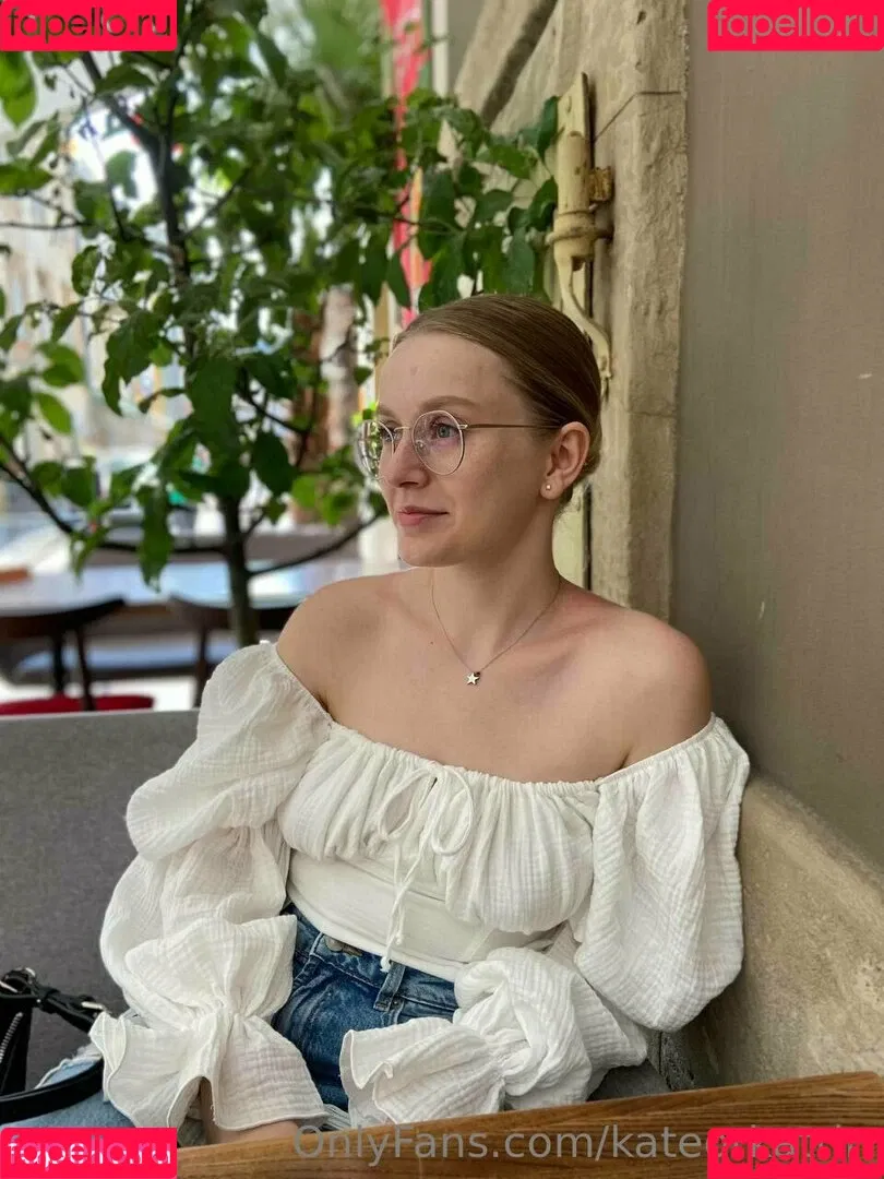 Kitsune / Kitsunekk / Lustful_modest / kateorkatrin / kkkkkkatrin Onlyfans Photo Gallery 