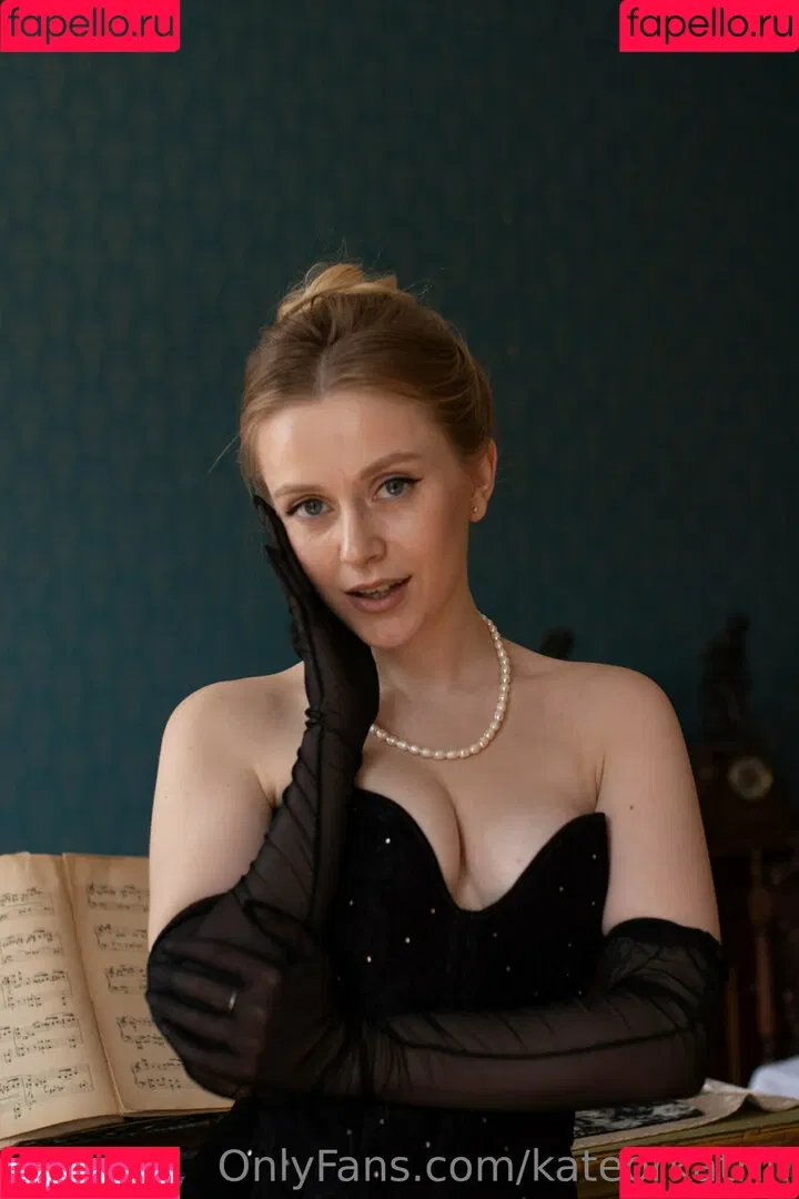 Kitsune / Kitsunekk / Lustful_modest / kateorkatrin / kkkkkkatrin Onlyfans Photo Gallery 