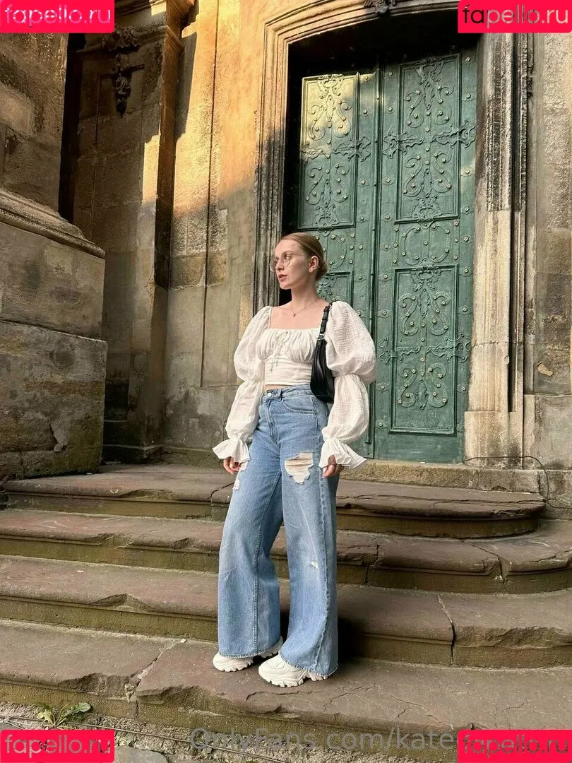 Kitsune / Kitsunekk / Lustful_modest / kateorkatrin / kkkkkkatrin Onlyfans Photo Gallery 