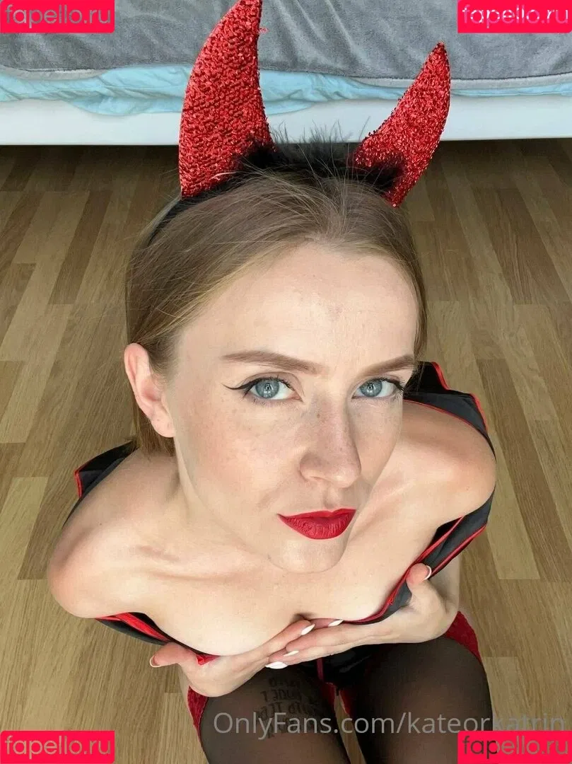 Kitsune / Kitsunekk / Lustful_modest / kateorkatrin / kkkkkkatrin Onlyfans Photo Gallery 
