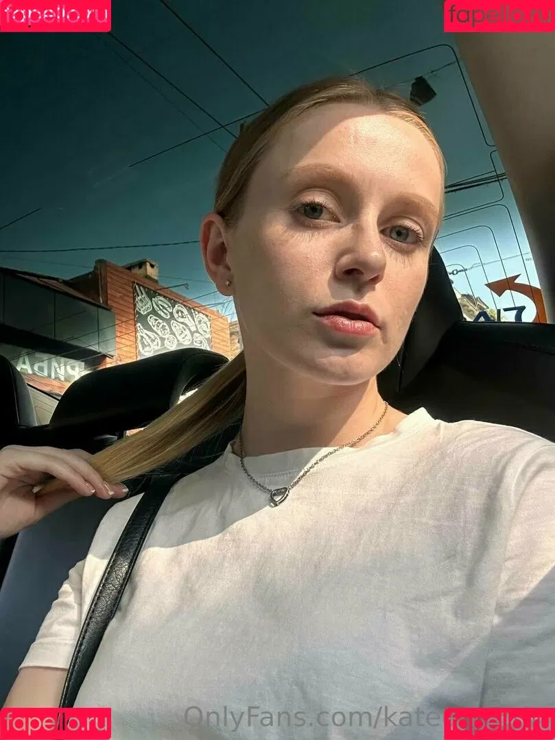 Kitsune / Kitsunekk / Lustful_modest / kateorkatrin / kkkkkkatrin Onlyfans Photo Gallery 