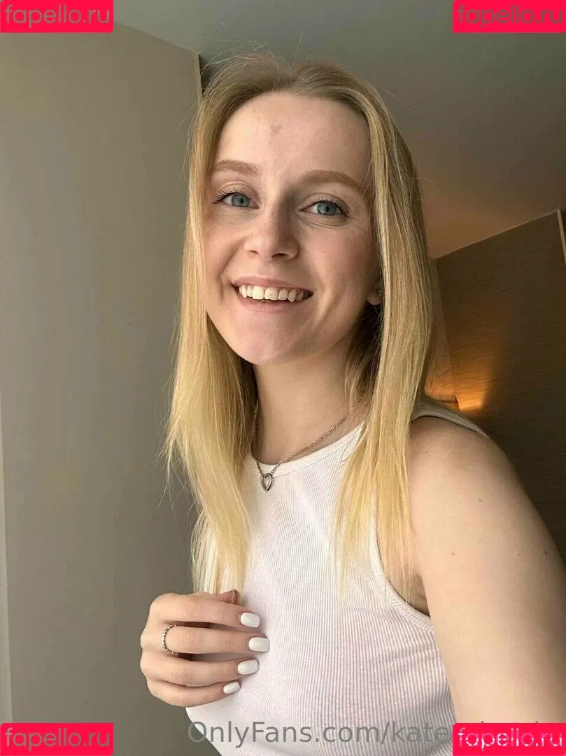 Kitsune / Kitsunekk / Lustful_modest / kateorkatrin / kkkkkkatrin Onlyfans Photo Gallery 