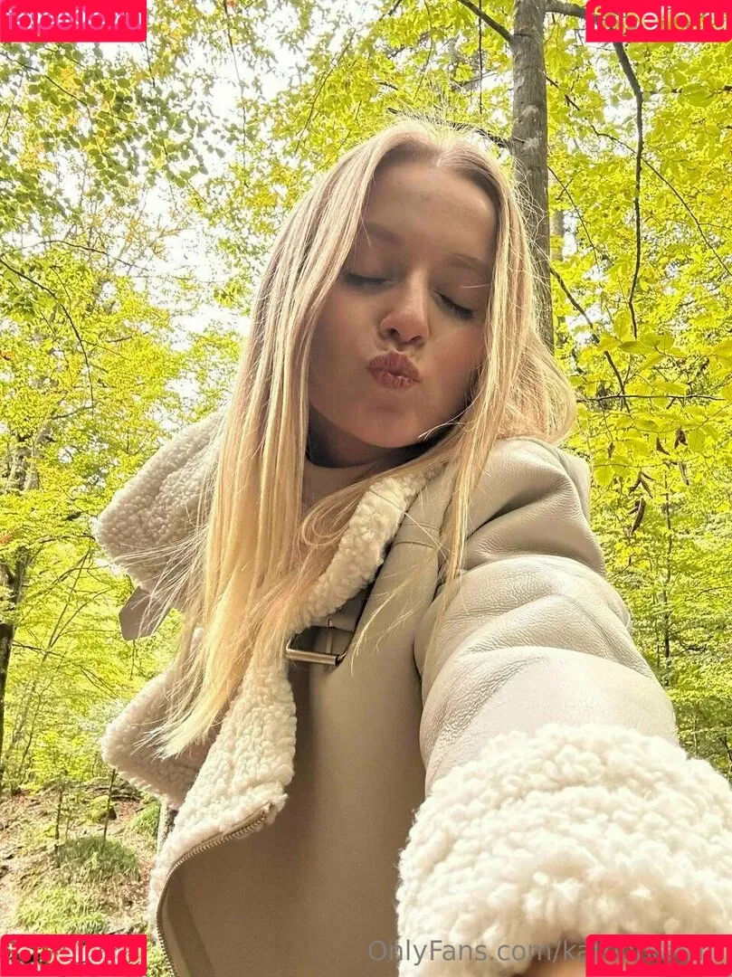 Kitsune / Kitsunekk / Lustful_modest / kateorkatrin / kkkkkkatrin Onlyfans Photo Gallery 