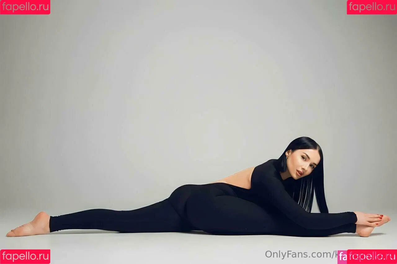 Kitsune / Kitsunekk / Lustful_modest / kateorkatrin / kkkkkkatrin Onlyfans Photo Gallery 