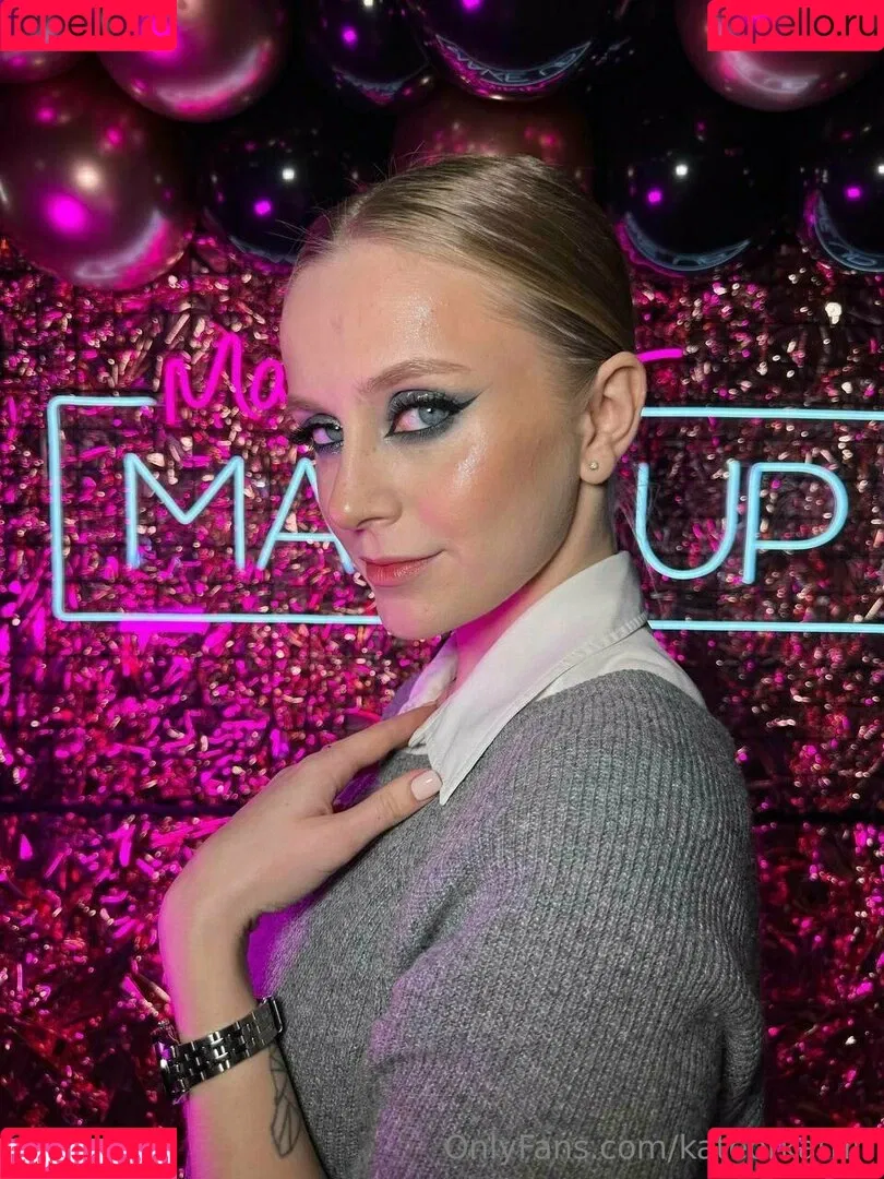 Kitsune / Kitsunekk / Lustful_modest / kateorkatrin / kkkkkkatrin Onlyfans Photo Gallery 