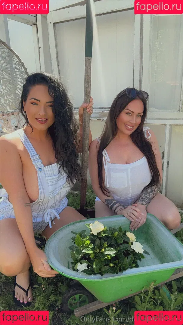 double.fun.twins / doublefuntwins Onlyfans Photo Gallery 