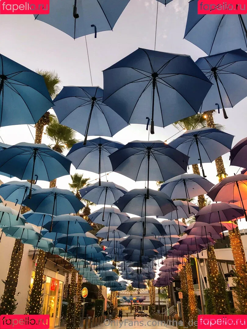 Candice / the_desertmystic Onlyfans Photo Gallery 