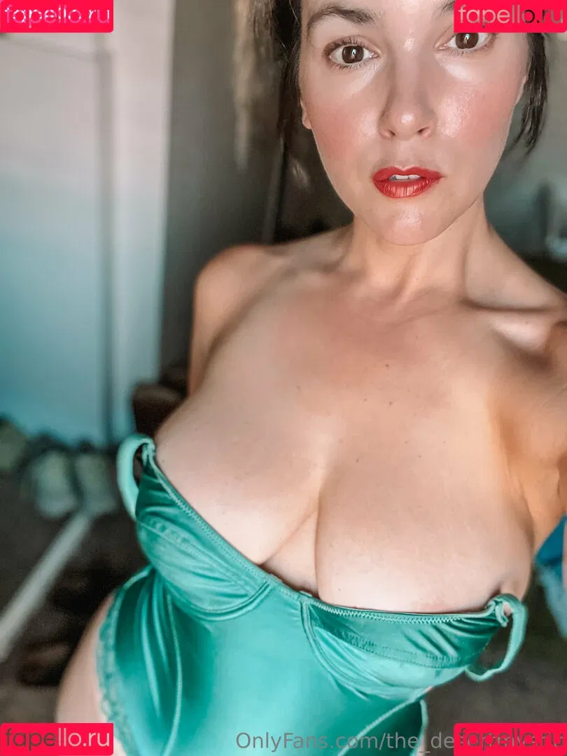 Candice / the_desertmystic Onlyfans Photo Gallery 