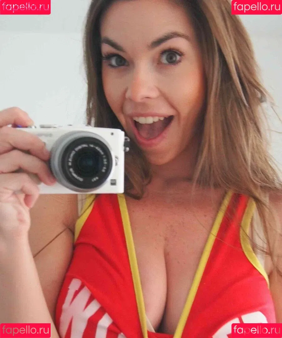 Katee owen / Kateelife / kateeowenoficial Onlyfans Photo Gallery 