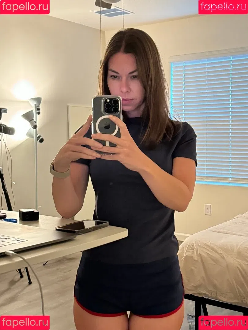 Katee owen / Kateelife / kateeowenoficial Onlyfans Photo Gallery 