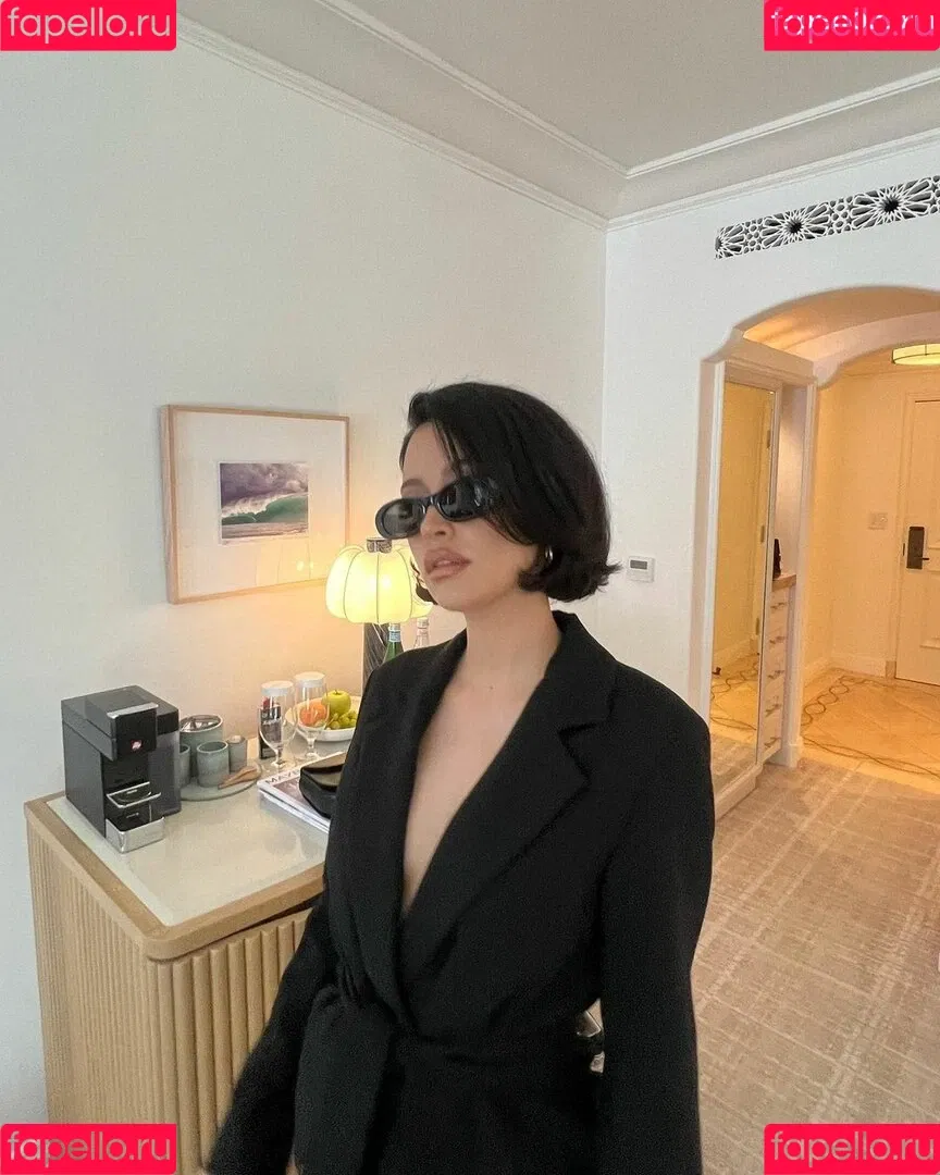 Christian Serratos / christianserratos Onlyfans Photo Gallery 