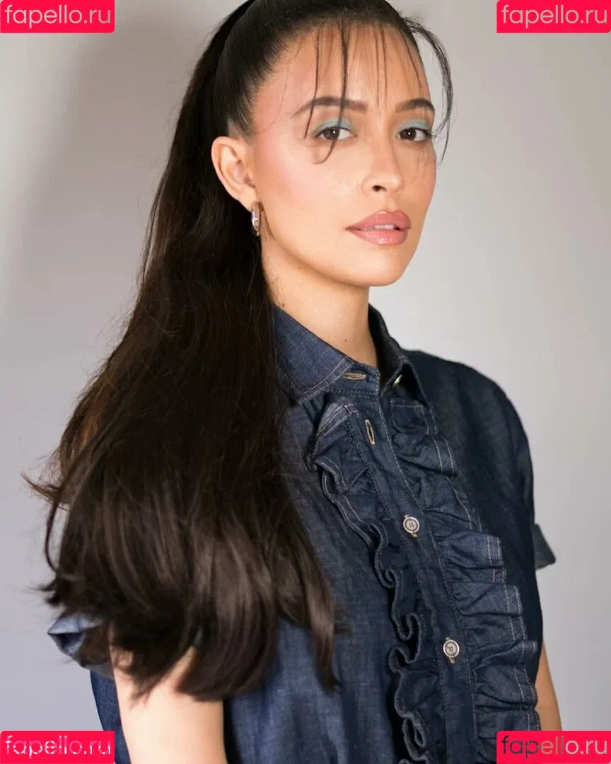 Christian Serratos / christianserratos Onlyfans Photo Gallery 