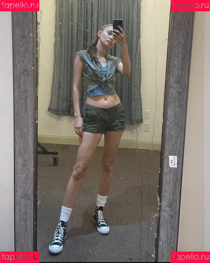 Christian Serratos / christianserratos Onlyfans Photo Gallery 