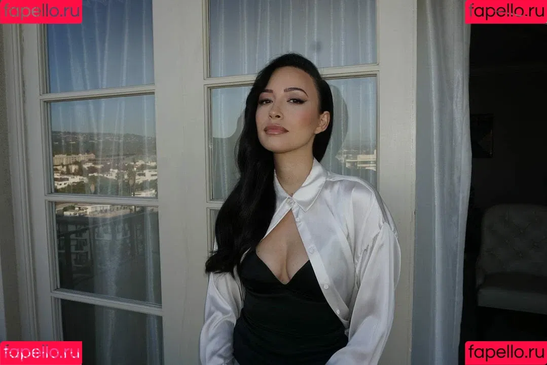 Christian Serratos / christianserratos Onlyfans Photo Gallery 