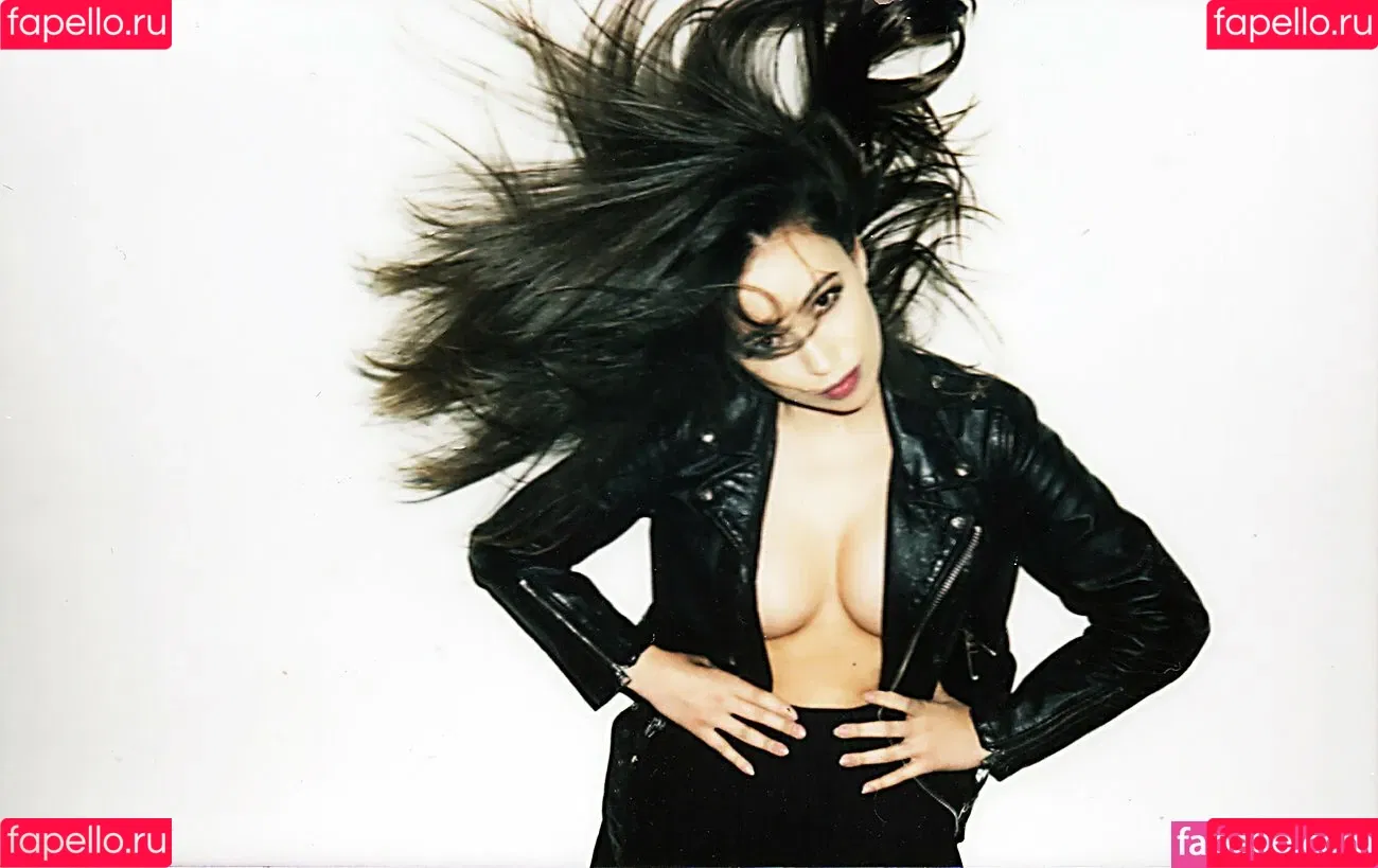 Christian Serratos / christianserratos Onlyfans Photo Gallery 