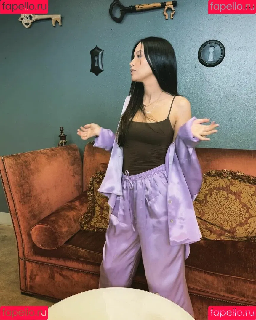 Christian Serratos / christianserratos Onlyfans Photo Gallery 