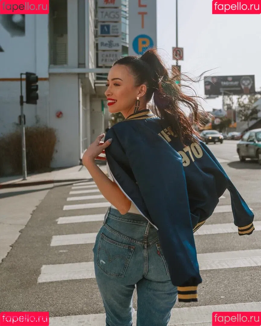 Christian Serratos / christianserratos Onlyfans Photo Gallery 