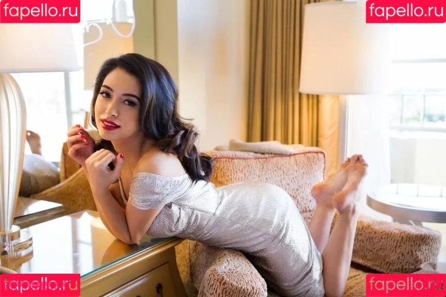 Christian Serratos / christianserratos Onlyfans Photo Gallery 
