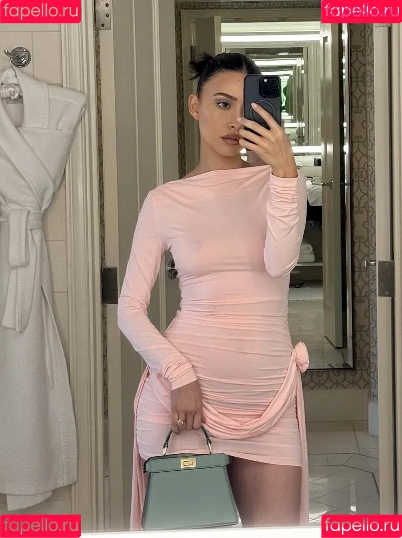 Christian Serratos / christianserratos Onlyfans Photo Gallery 