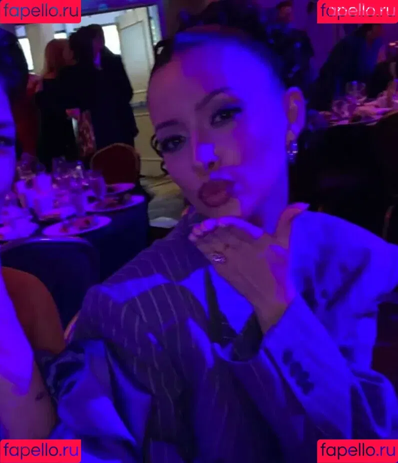 Christian Serratos / christianserratos Onlyfans Photo Gallery 