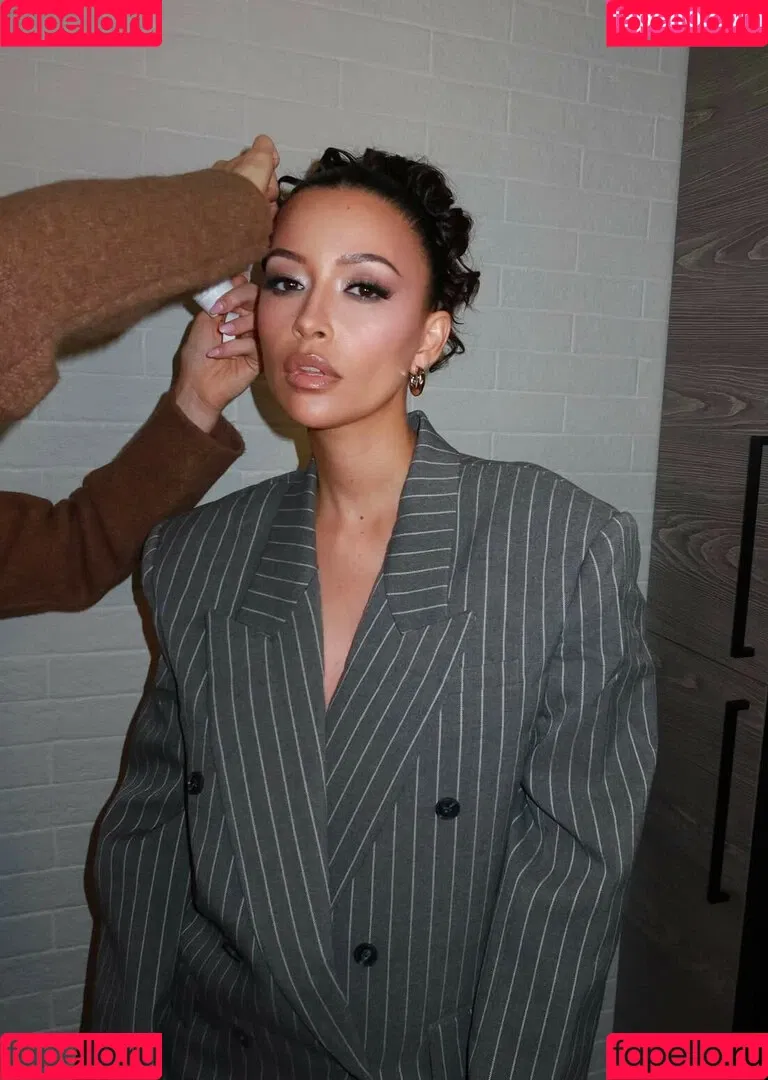 Christian Serratos / christianserratos Onlyfans Photo Gallery 