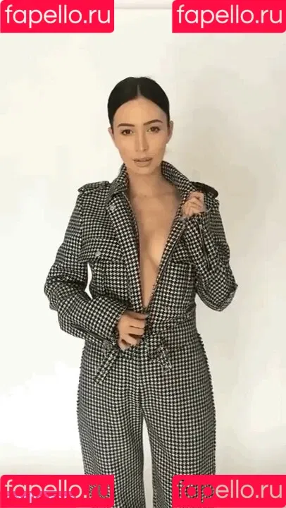 Christian Serratos / christianserratos Onlyfans Photo Gallery 