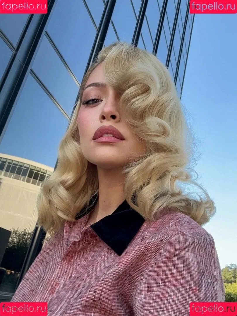 Christian Serratos / christianserratos Onlyfans Photo Gallery 