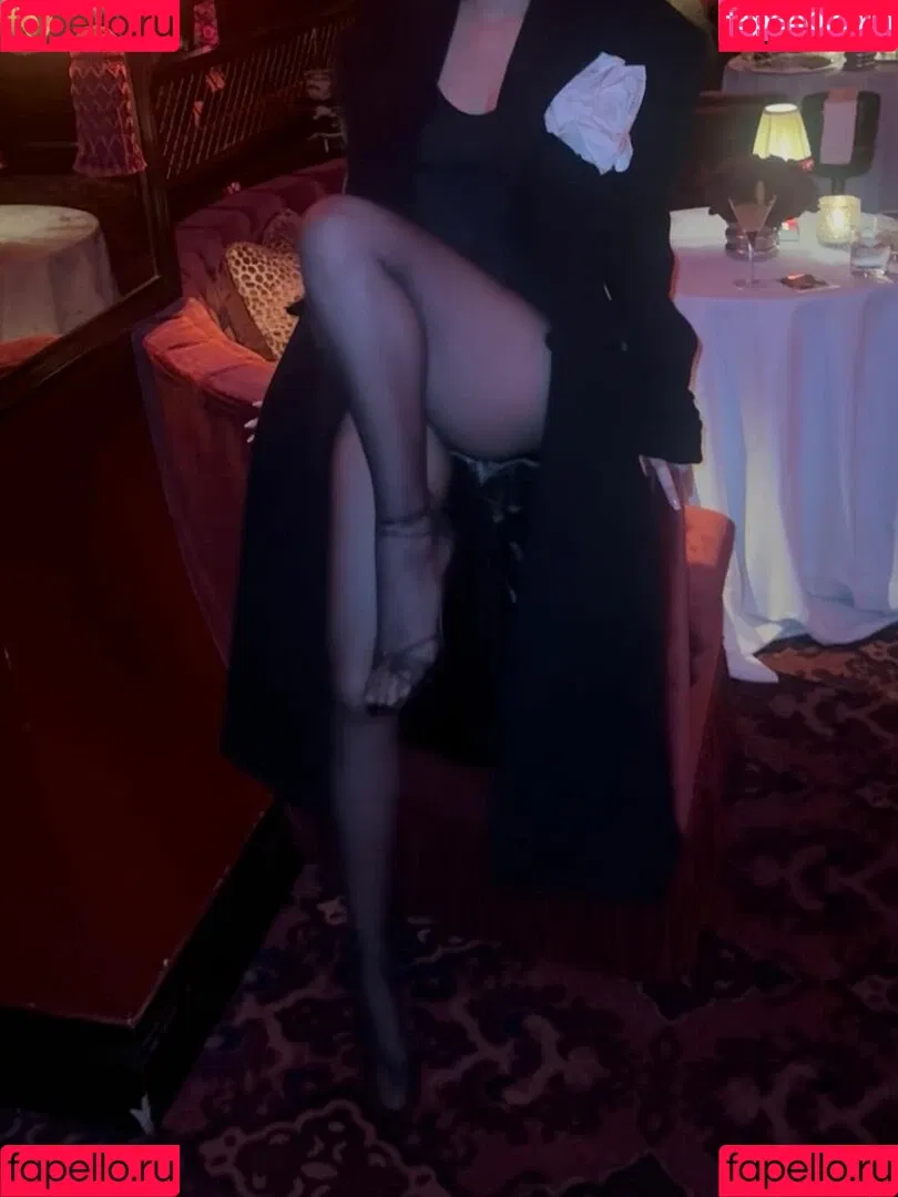 Christian Serratos / christianserratos Onlyfans Photo Gallery 