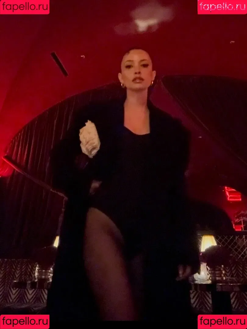 Christian Serratos / christianserratos Onlyfans Photo Gallery 