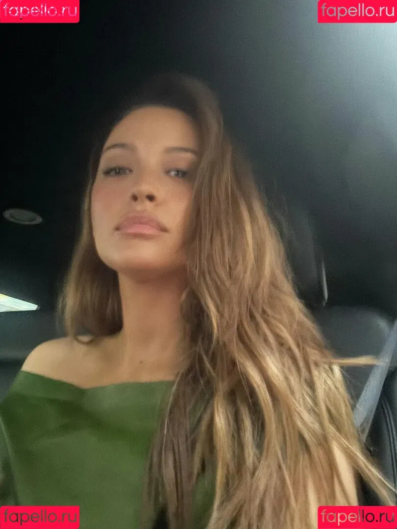 Christian Serratos / christianserratos Onlyfans Photo Gallery 