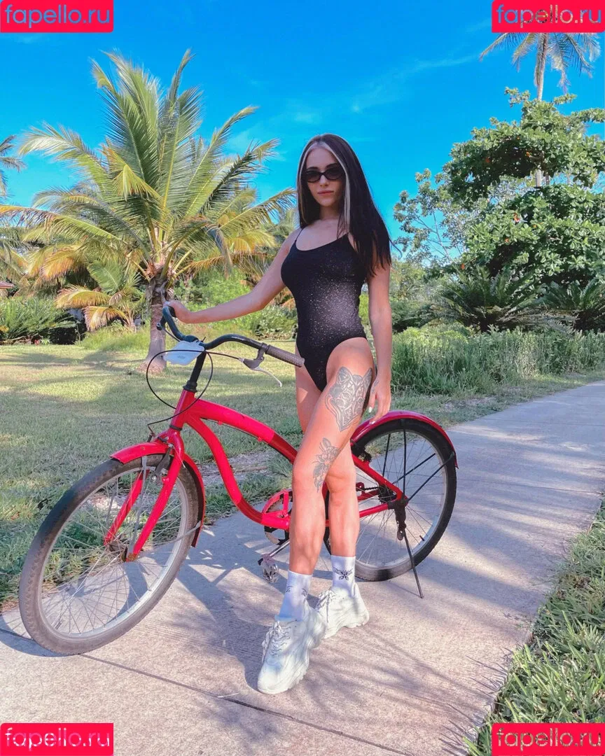 Ariel Next Door / ArielLush / Arilaviee / LoveMeGentle / theannadelvey Onlyfans Photo Gallery 