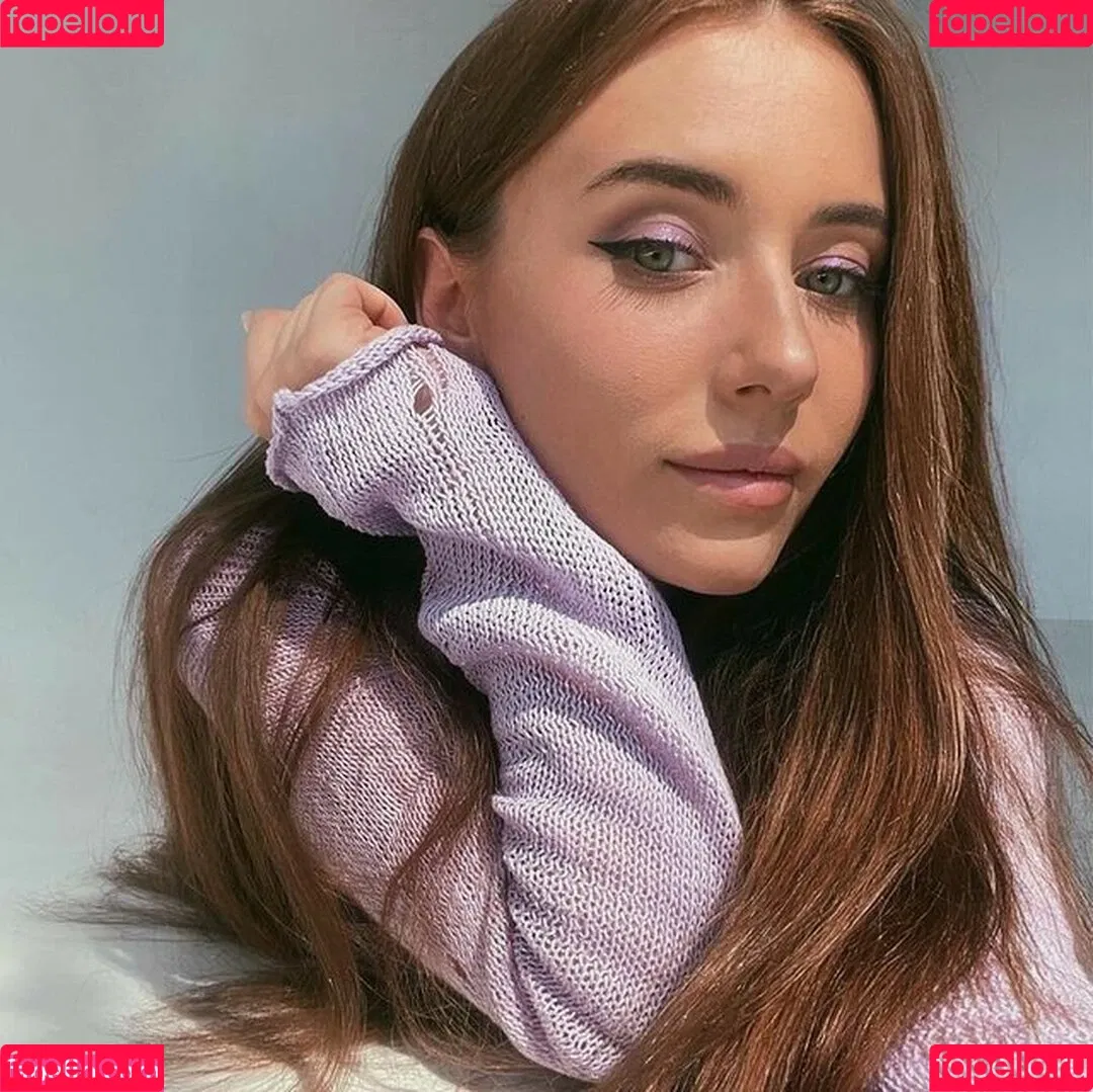 Ariel Next Door / ArielLush / Arilaviee / LoveMeGentle / theannadelvey Onlyfans Photo Gallery 