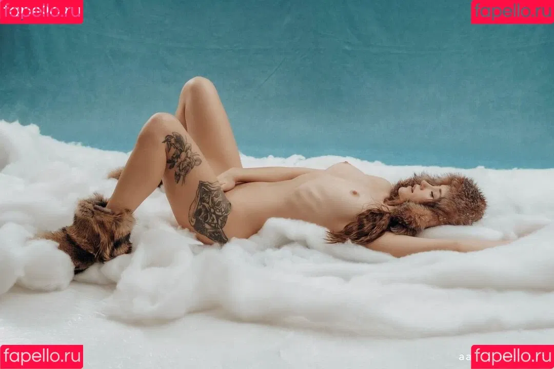 Ariel Next Door / ArielLush / Arilaviee / LoveMeGentle / theannadelvey Onlyfans Photo Gallery 