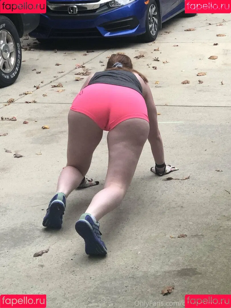 Booty Shorts Girl / bootyshortsgirl Onlyfans Photo Gallery 