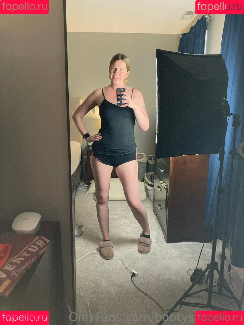 Booty Shorts Girl / bootyshortsgirl Onlyfans Photo Gallery 