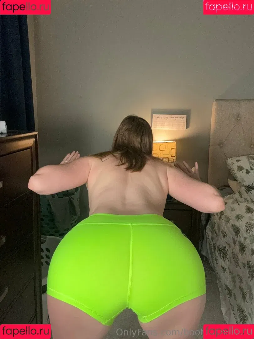 Booty Shorts Girl / bootyshortsgirl Onlyfans Photo Gallery 