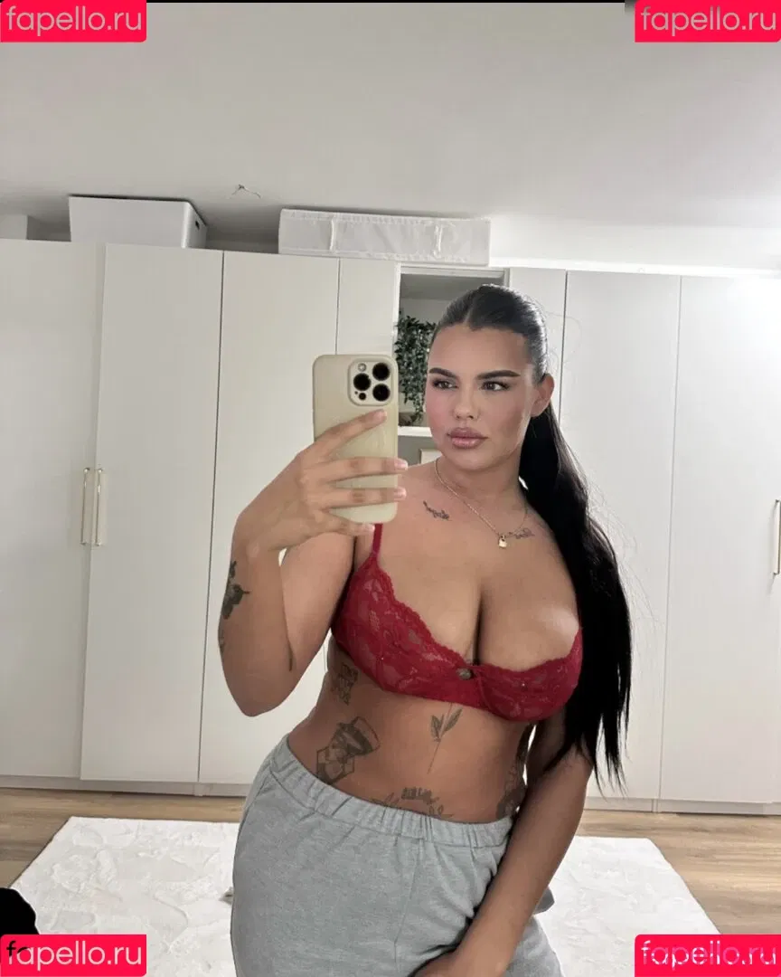 Charlottefdh / charlottefdh1 Onlyfans Photo Gallery 