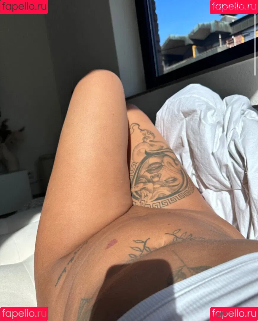 Charlottefdh / charlottefdh1 Onlyfans Photo Gallery 