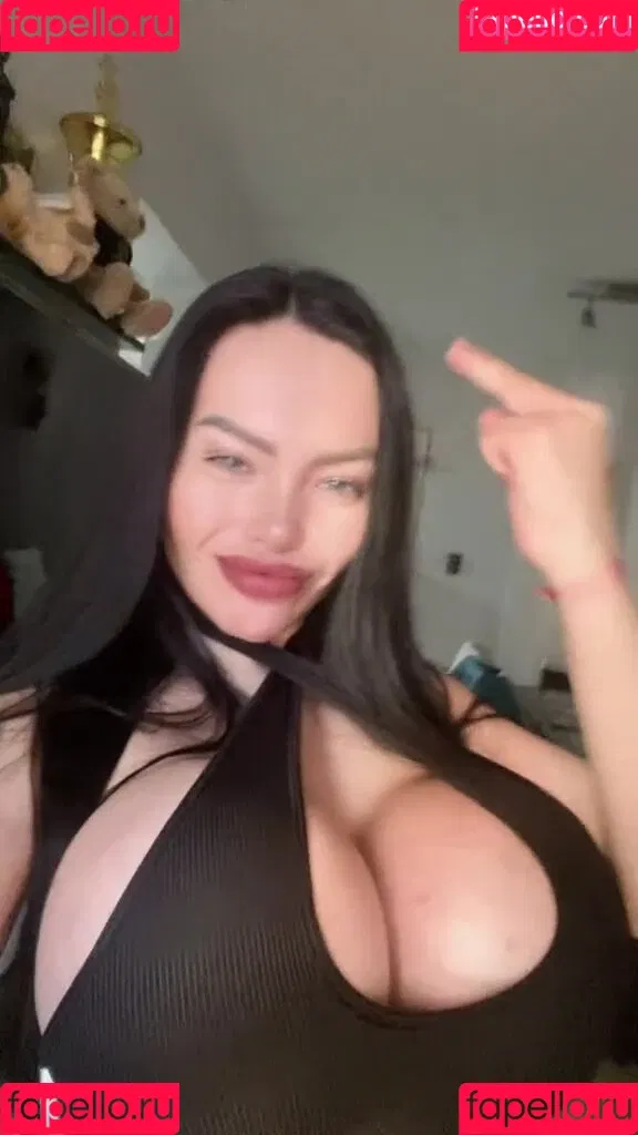 Laura Perea / Nicol Loveee / nicol_lovee / nicollove_e / nicolloveee Onlyfans Photo Gallery 