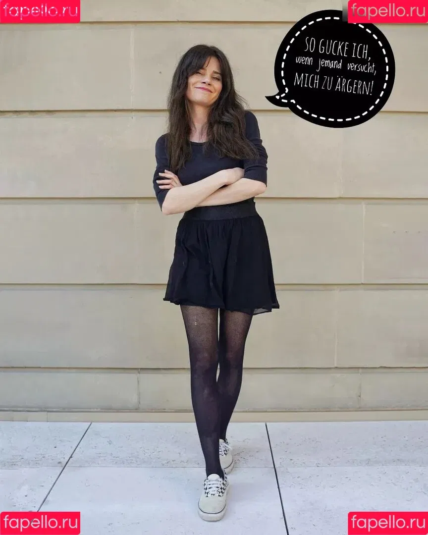 Joyce Ilg / mona.ameziane Onlyfans Photo Gallery 