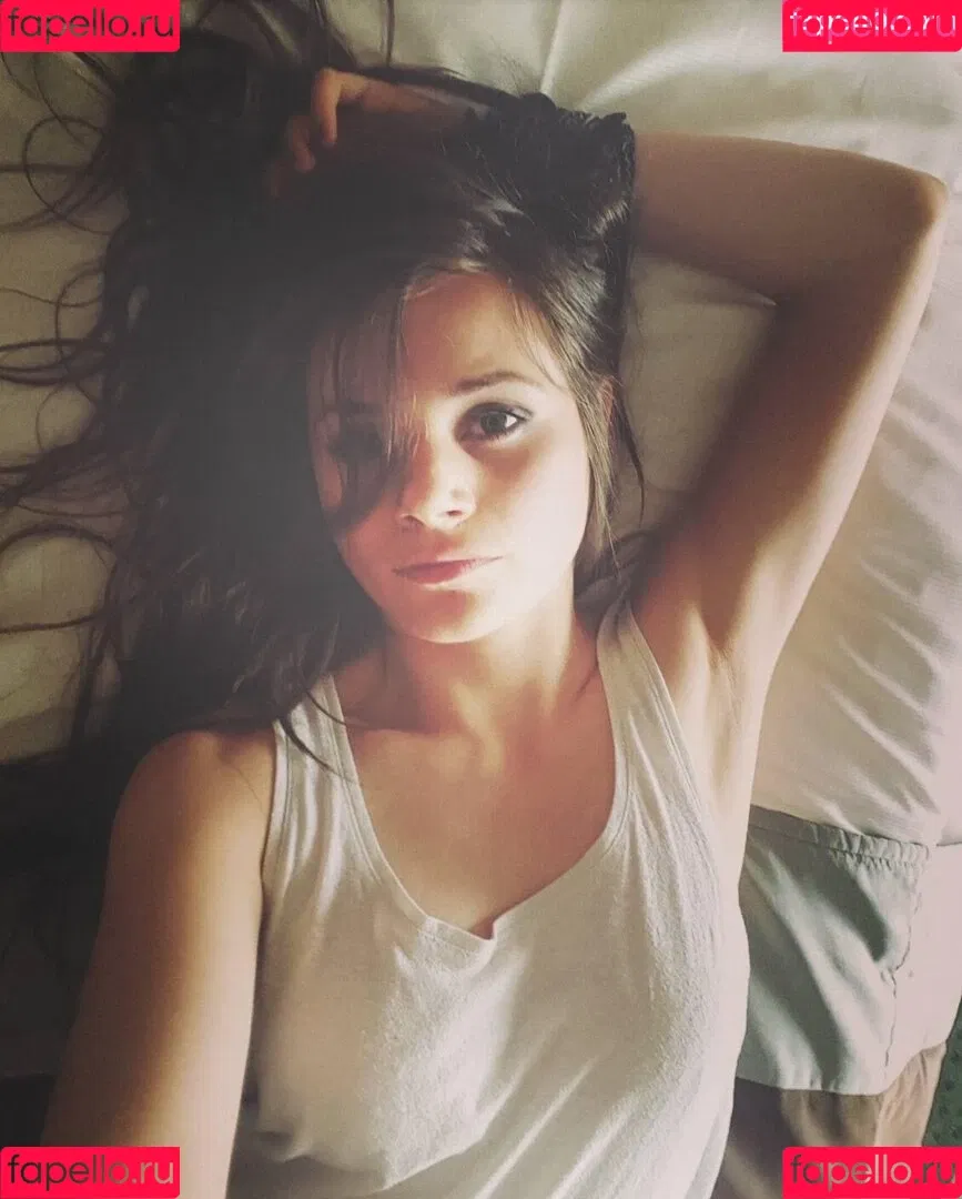 Joyce Ilg / mona.ameziane Onlyfans Photo Gallery 