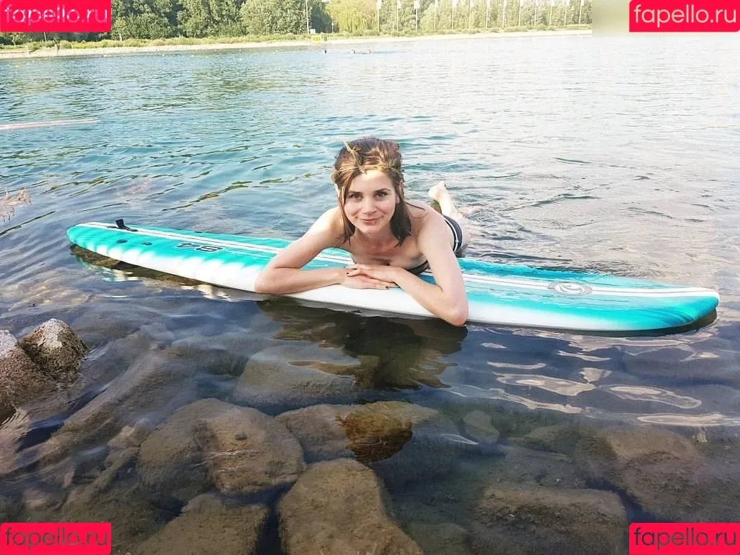 Joyce Ilg / mona.ameziane Onlyfans Photo Gallery 