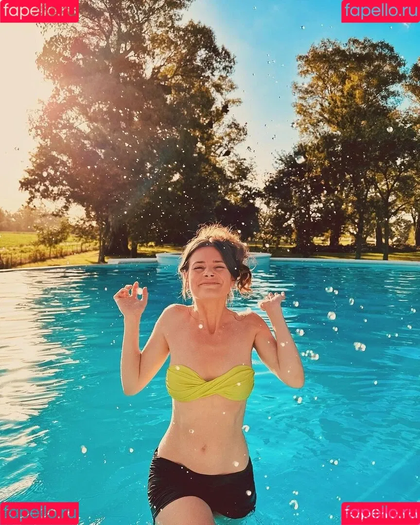 Joyce Ilg / mona.ameziane Onlyfans Photo Gallery 