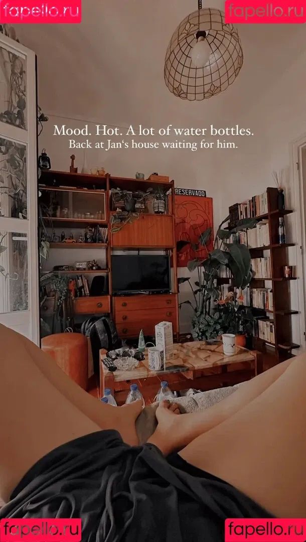 Joyce Ilg / mona.ameziane Onlyfans Photo Gallery 