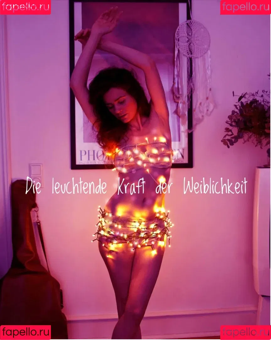 Joyce Ilg / mona.ameziane Onlyfans Photo Gallery 