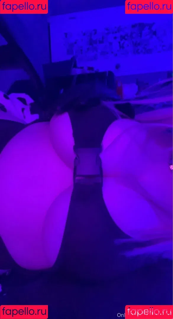 Hioobs / hi.oobie / hi.ooby Onlyfans Photo Gallery 